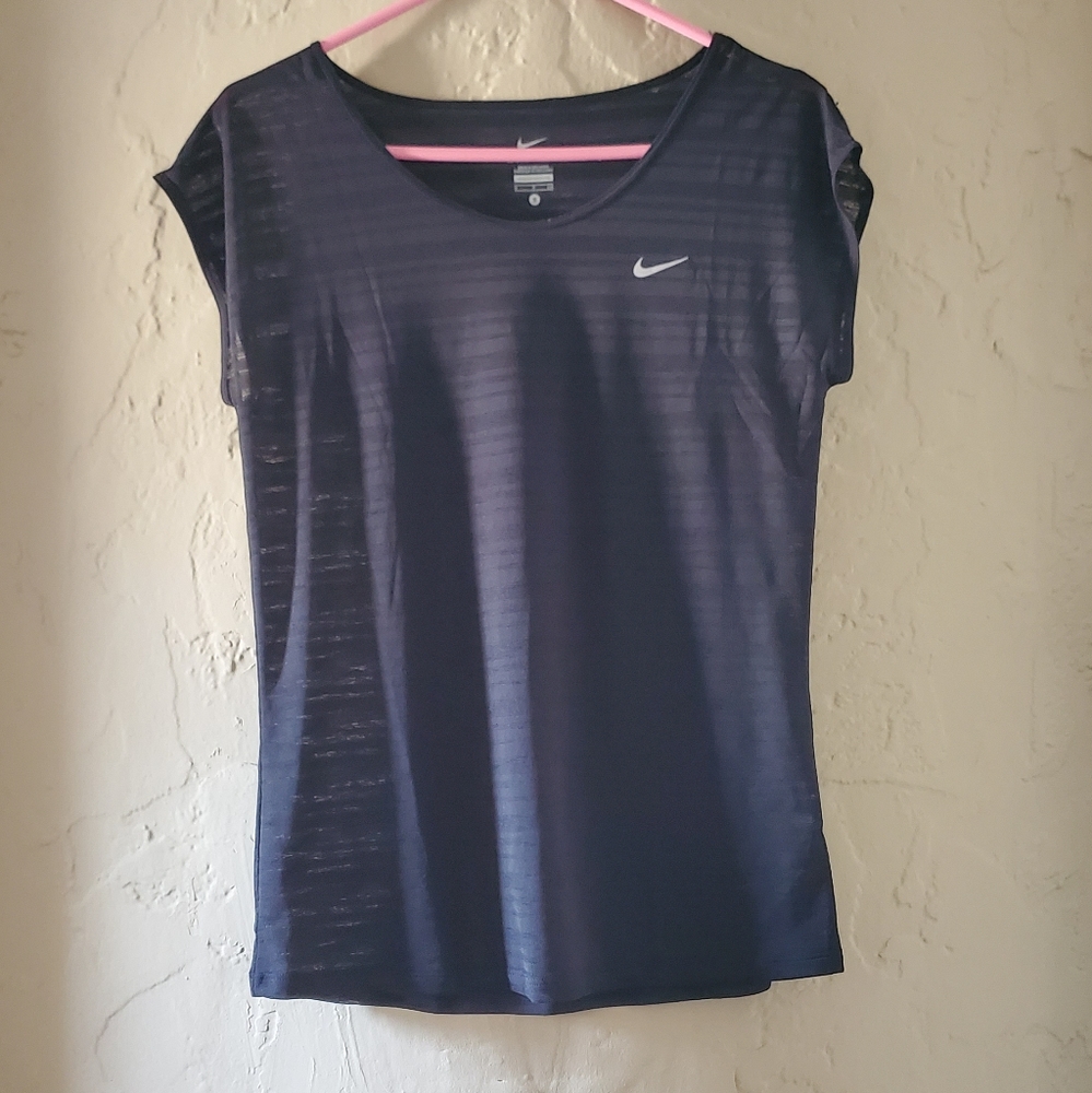 Black Nike Top